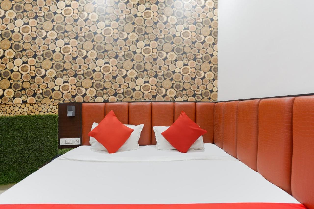 Oyo 48489 Adarsh Plaza Hotel Saharanpur Zewnętrze zdjęcie