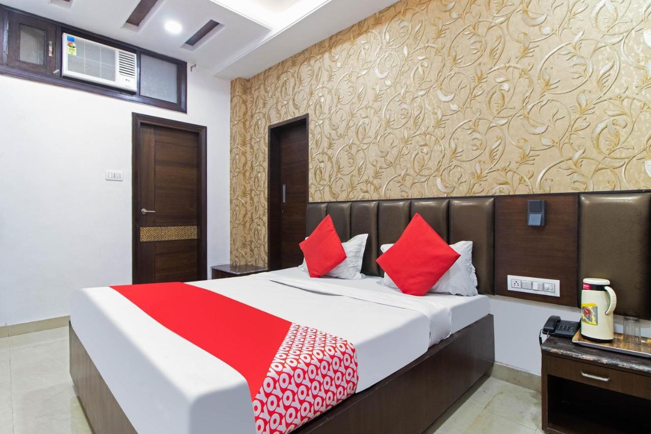 Oyo 48489 Adarsh Plaza Hotel Saharanpur Zewnętrze zdjęcie
