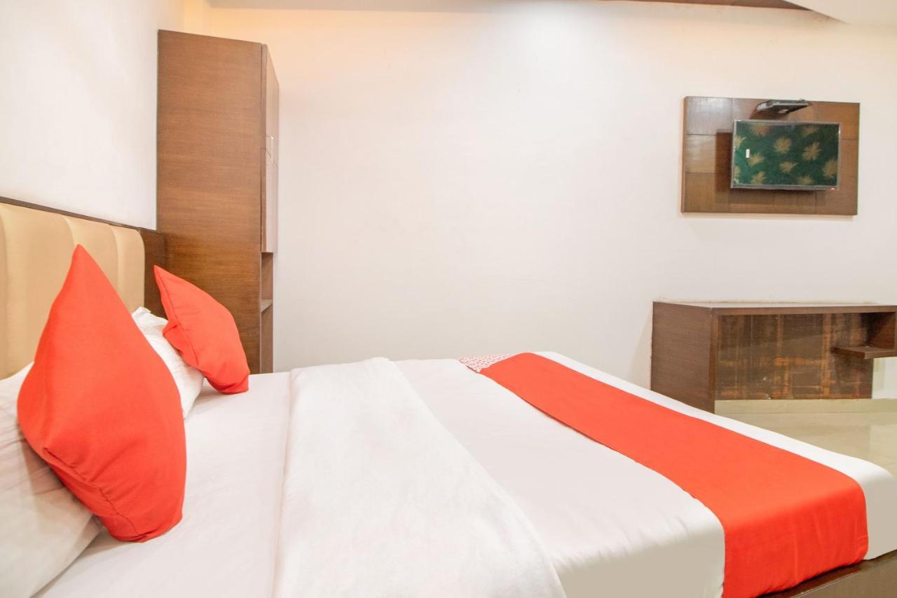 Oyo 48489 Adarsh Plaza Hotel Saharanpur Zewnętrze zdjęcie